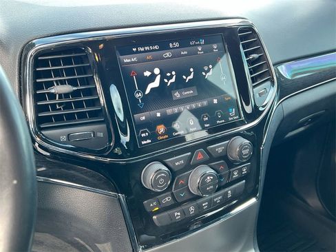 Used 2021 Jeep Grand Cherokee Trailhawk w/ Trailhawk Luxury Group image 18