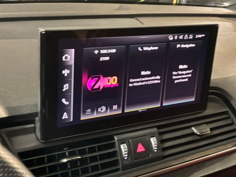 Used 2023 Audi SQ5 Premium Plus w/ Premium Plus Package image 2