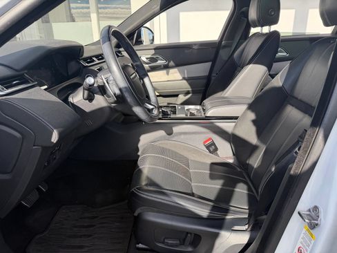 Used 2018 Land Rover Range Rover Velar R-Dynamic SE AWD/4WD image 15