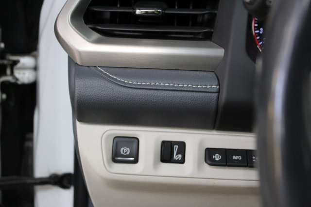 Used 2021 GMC Acadia Denali w/ GMC Pro Grade Package AWD/4WD image 15