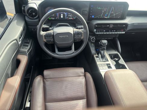 Used 2024 Toyota Land Cruiser Hybrid 5D Wagon 4WD PREMIUM w/ Premium Package image 22