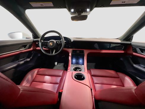 Used 2020 Porsche Taycan Turbo image 18