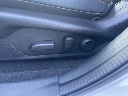 New 2025 Subaru Crosstrek 2.5i Limited image 18