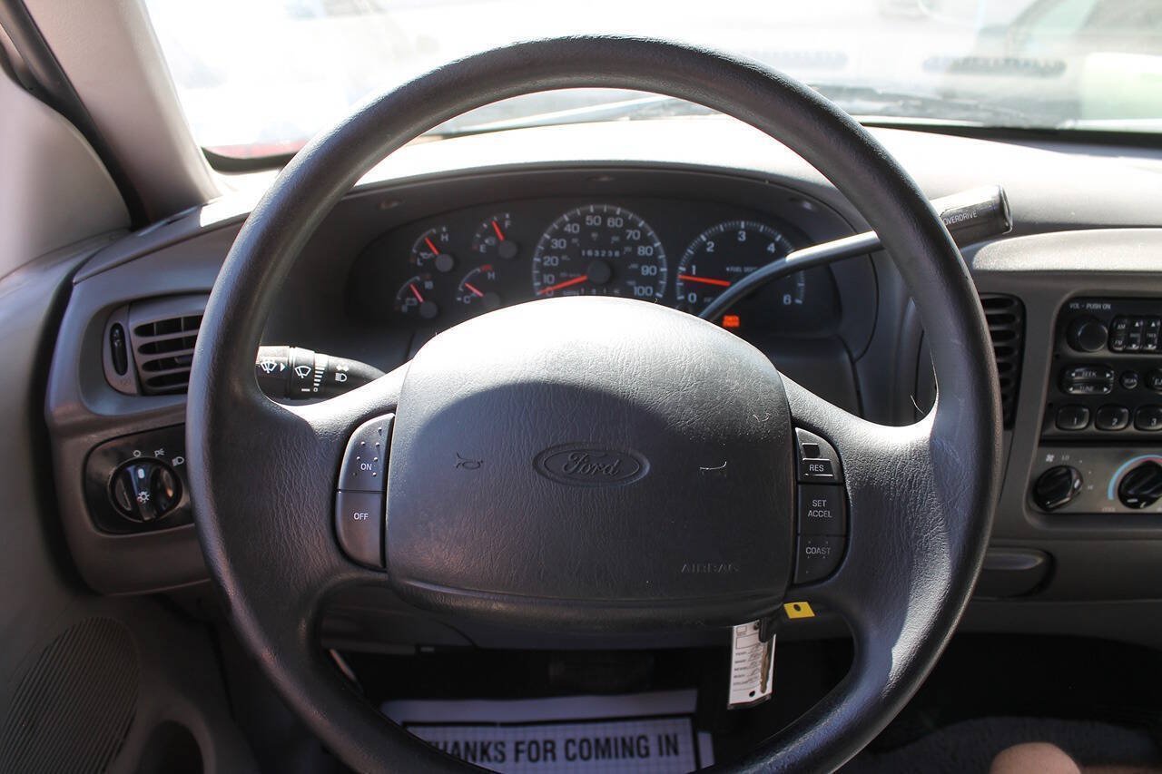 Used 1998 Ford F150 XLT RWD image 29