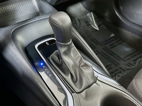 Used 2024 Toyota Corolla LE FWD image 16