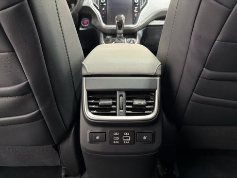 Used 2025 Subaru Outback Limited XT AWD/4WD image 31