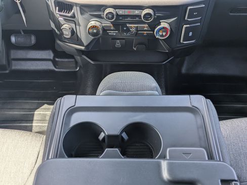 Used 2025 Ford F150 XL w/ Equipment Group 103A High RWD image 19