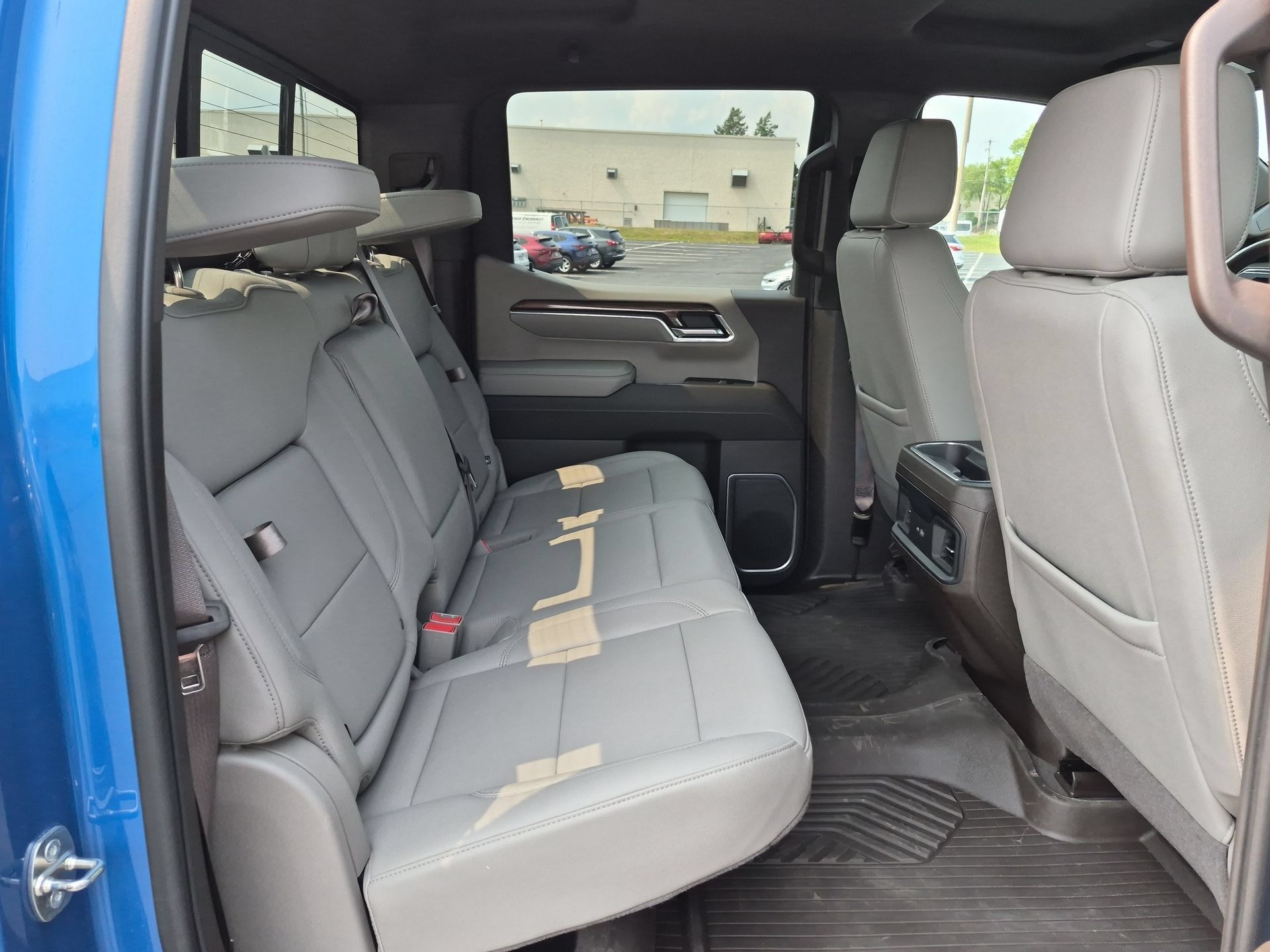Certified 2023 Chevrolet Silverado 1500 LT Trail Boss w/ Convenience Package II AWD/4WD image 27