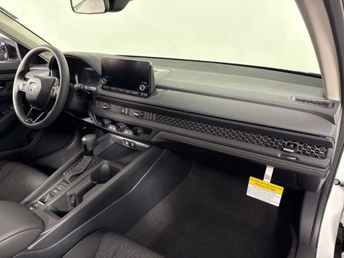 New 2025 Honda Accord SE image 24