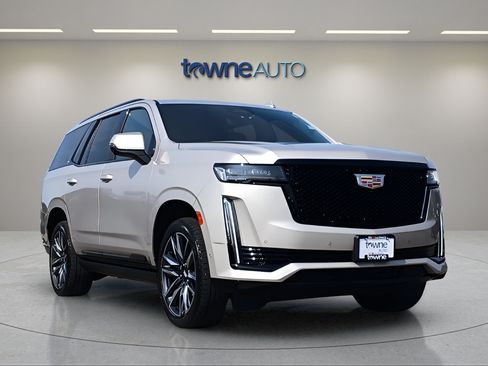 Used 2022 Cadillac Escalade Sport w/ Touring Package AWD/4WD image 8