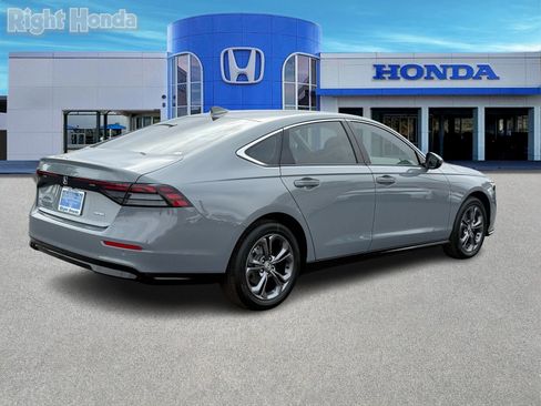 Used 2026 Honda Accord EX-L image 8