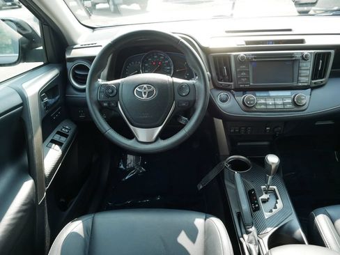 Used 2013 Toyota RAV4 Limited AWD/4WD image 12