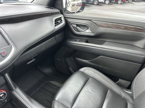 Used 2022 Chevrolet Tahoe Z71 w/ Z71 Off-Road Package image 24