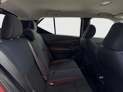 Used 2018 Nissan Kicks SR FWD image 43