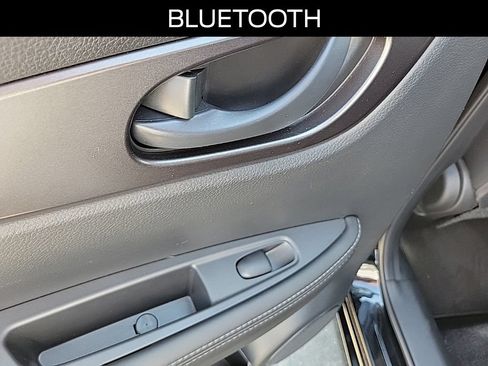 Used 2022 Nissan Rogue Sport S AWD/4WD image 13