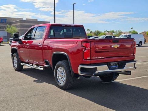 Used 2024 Chevrolet Silverado 2500 LTZ w/ LTZ Premium Package AWD/4WD image 3