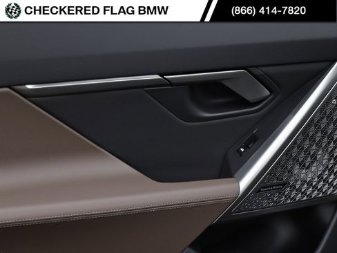 Used 2025 BMW 530i w/ Premium Package image 25