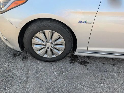 Used 2016 Hyundai Sonata SE FWD image 13