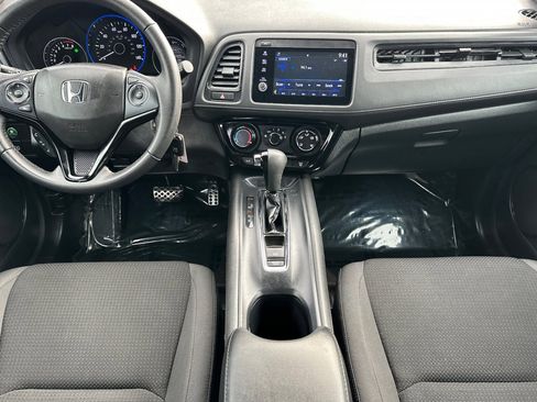 Used 2022 Honda HR-V Sport image 14
