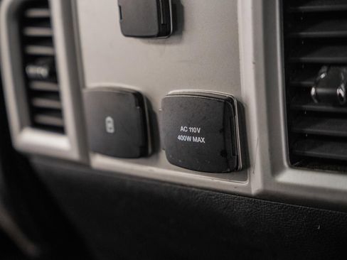 Used 2018 Ford F150 Lariat w/ Heavy-Duty Payload Package image 41