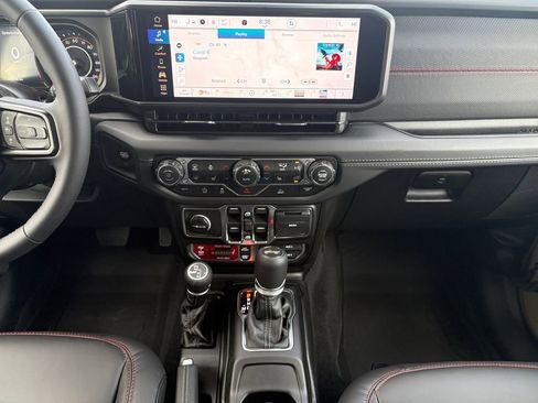 New 2026 Jeep Wrangler Unlimited Rubicon w/ Steel Bumper Group image 3