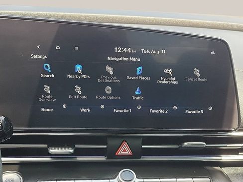 Used 2024 Hyundai Elantra SEL FWD image 15