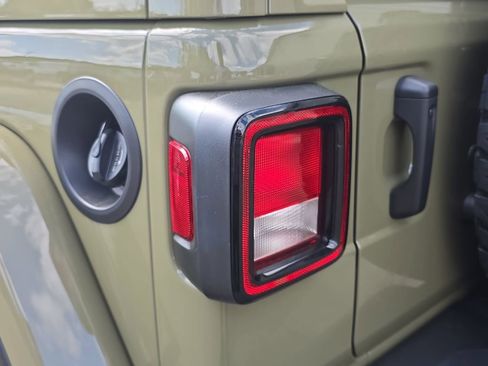 New 2026 Jeep Wrangler Unlimited Sport AWD/4WD image 32