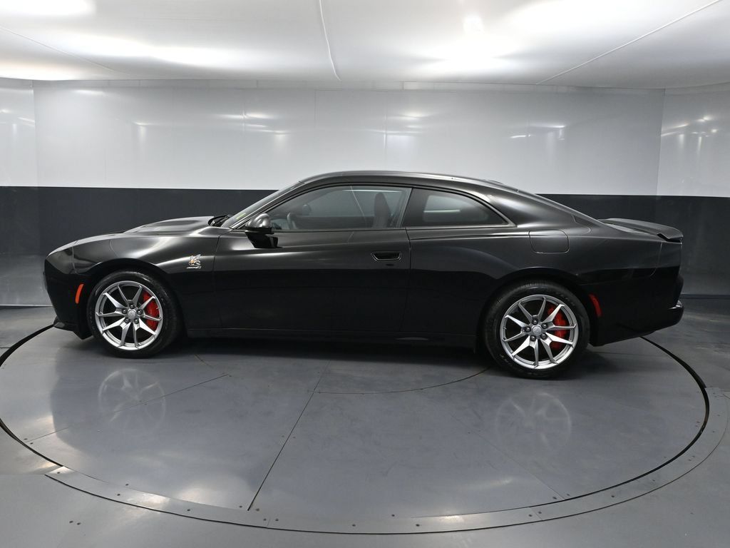 Used 2024 Dodge Charger Daytona Scat Pack w/ Plus Group AWD/4WD image 6