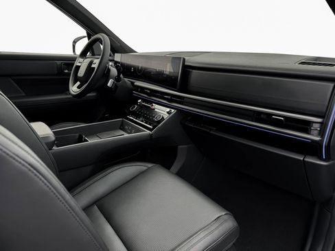 New 2025 Hyundai Santa Fe Calligraphy image 15