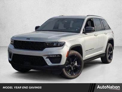 New 2025 Jeep Grand Cherokee Limited w/ Black Appearance Package