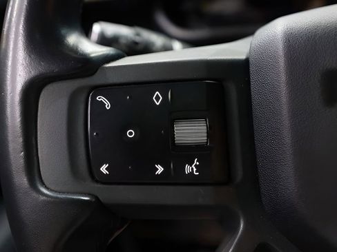 Used 2023 Land Rover Defender 110 X-Dynamic SE image 37