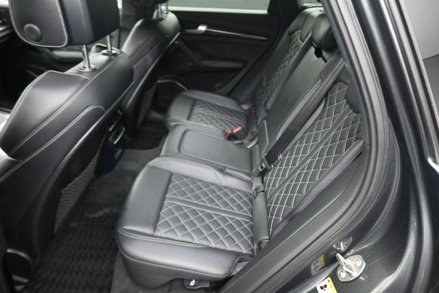 Used 2018 Audi SQ5 Prestige AWD/4WD image 19