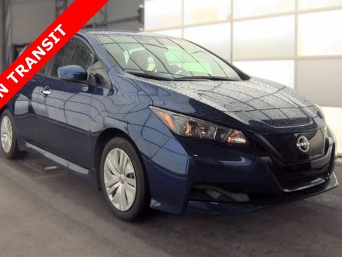 Used 2025 Nissan Leaf S FWD image 3