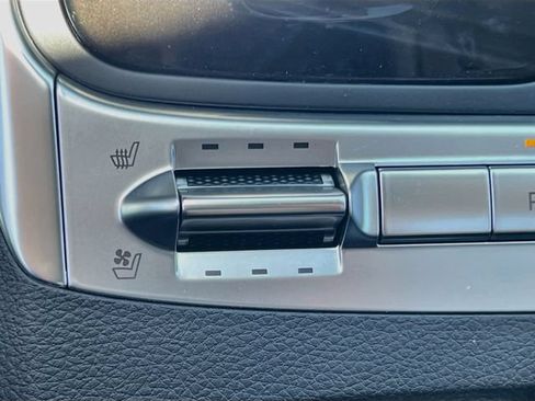 New 2026 Kia Carnival SX FWD image 21