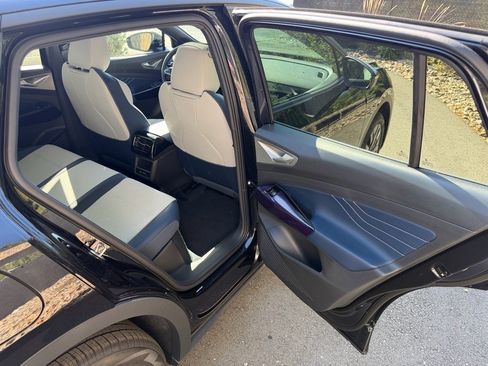 New 2025 Volkswagen ID.4 Pro S AWD/4WD image 14