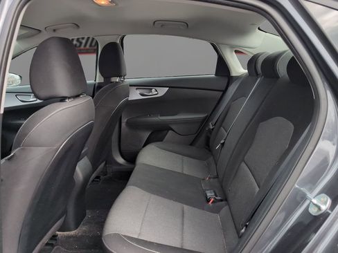 Used 2022 Kia Forte LXS image 10