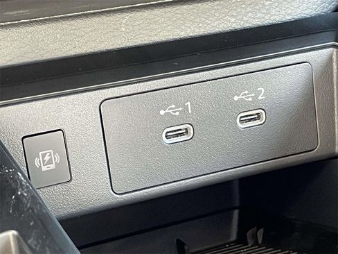 New 2026 Nissan Kicks SR w/ SR Premium Package image 18