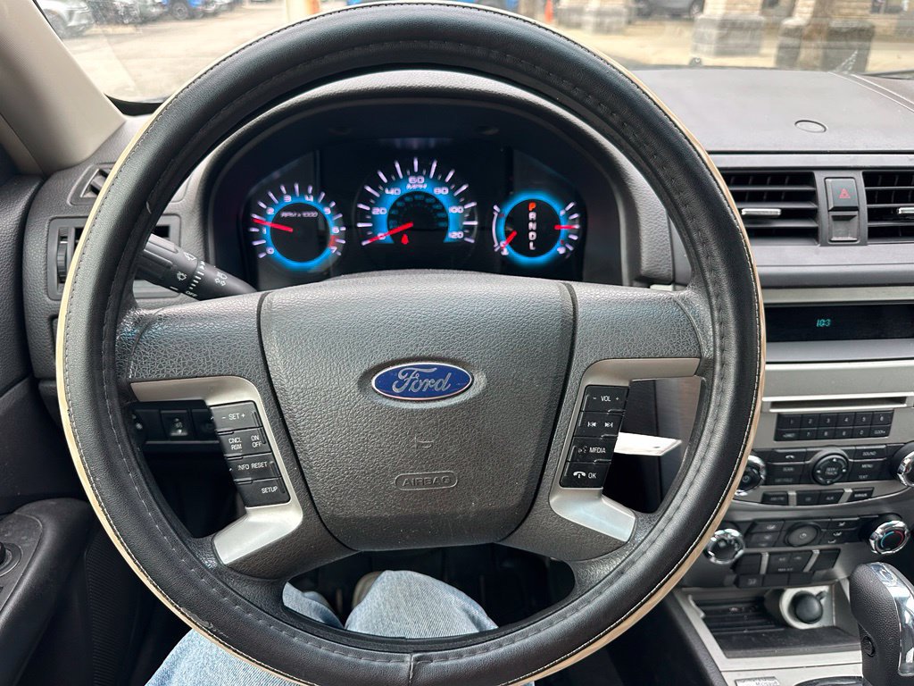 Used 2012 Ford Fusion SE FWD image 21
