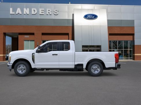 New 2026 Ford F250 XL RWD image 3