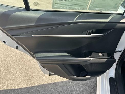 Used 2026 Toyota Camry SE FWD image 23