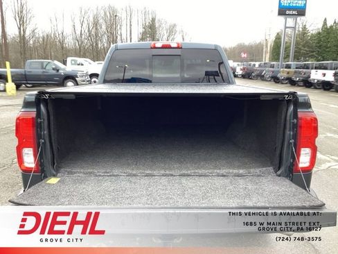 Used 2018 Chevrolet Silverado 1500 High Country image 16