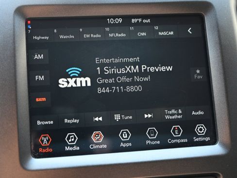 Used 2020 Jeep Cherokee Trailhawk AWD/4WD image 18