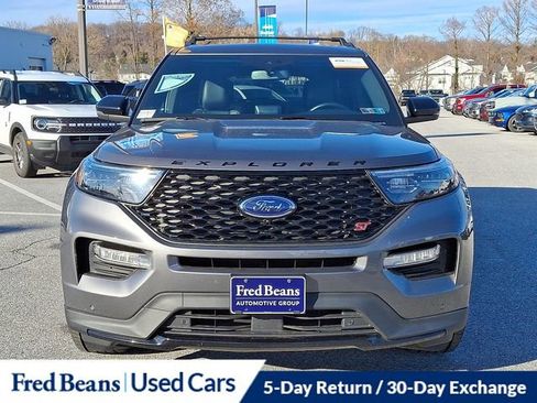Certified 2022 Ford Explorer ST w/ Equipment Group 401A image 3