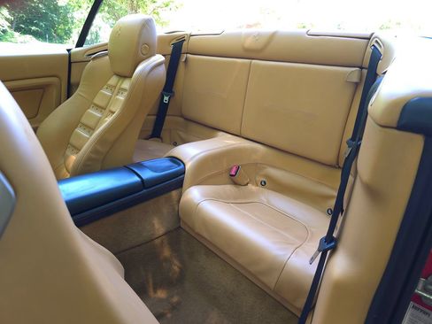 Used 2009 Ferrari California RWD image 21