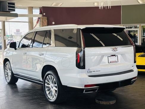 Used 2022 Cadillac Escalade Premium Luxury w/ Performance Package AWD/4WD image 13