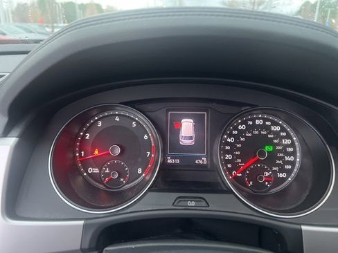 Used 2021 Volkswagen Atlas SE w/ Towing Package image 7