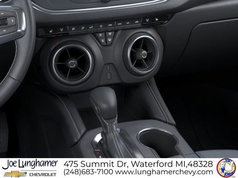 New 2026 Chevrolet Blazer LT w/ Midnight/Sport Edition AWD/4WD image 25