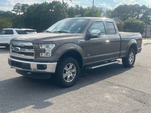 Used 2016 Ford F150 Lariat w/ Equipment Group 502A Luxury AWD/4WD image 3