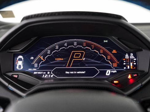 Used 2023 Lamborghini Huracan Tecnica RWD image 19