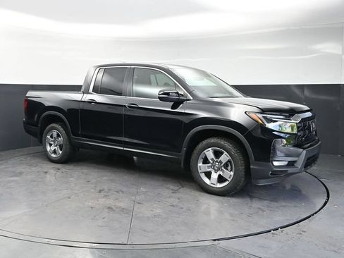 Certified 2026 Honda Ridgeline RTL image 3